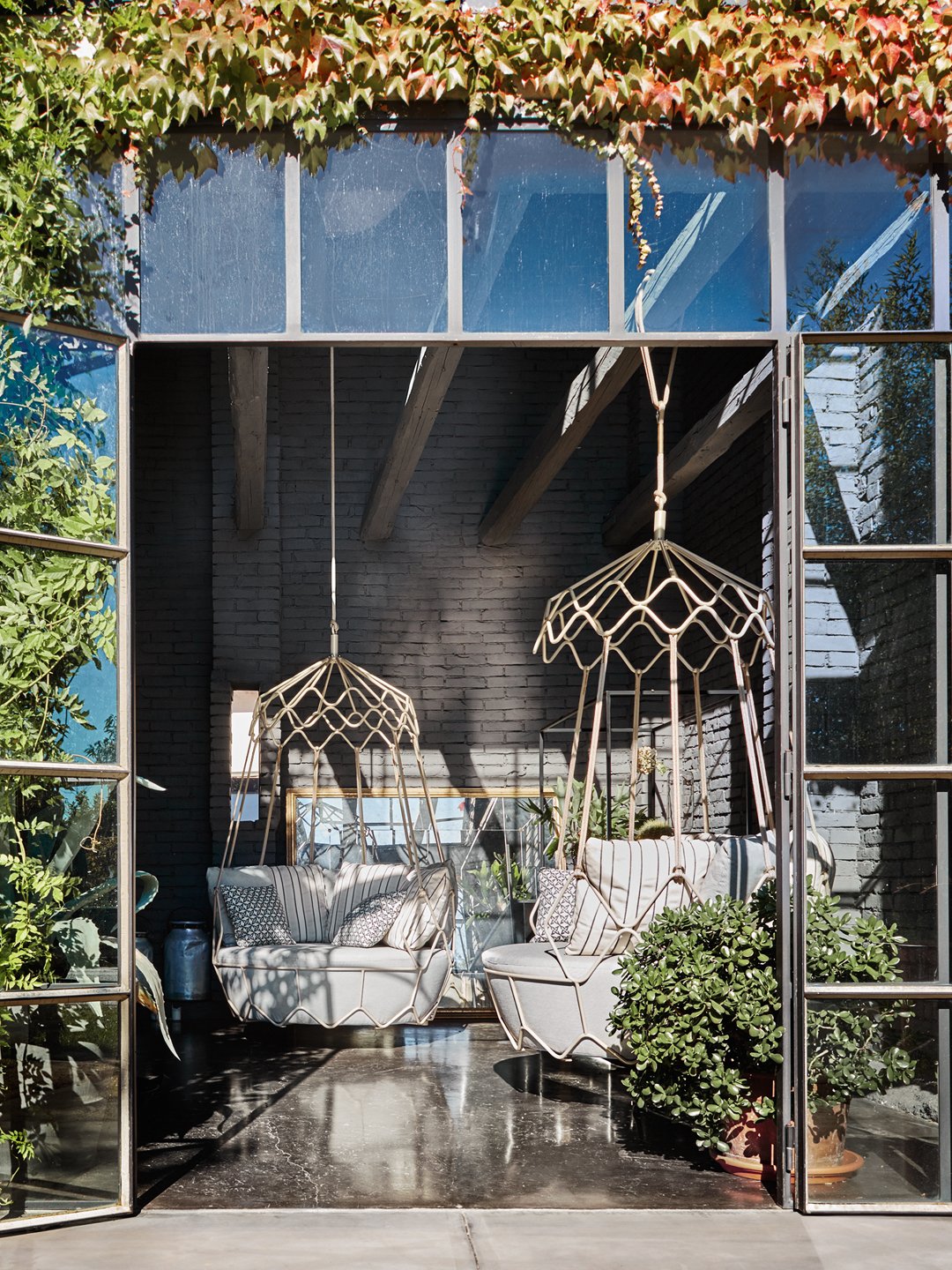 10_ambient_composition_image